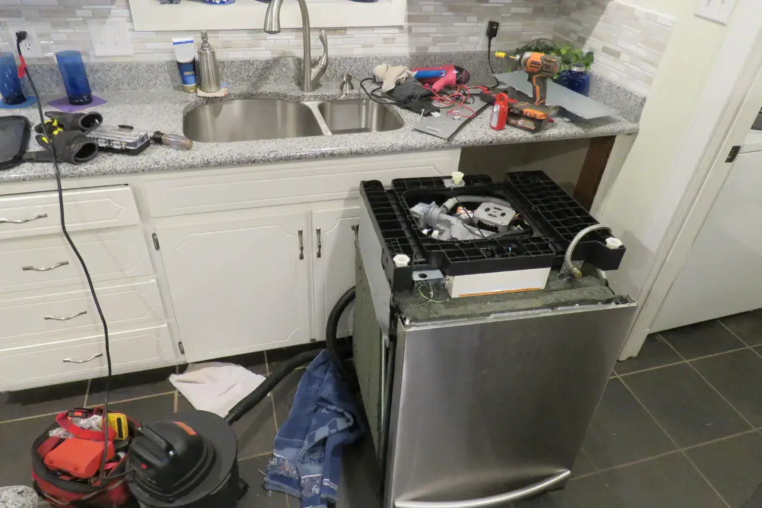 kitchen leak repair in san diego